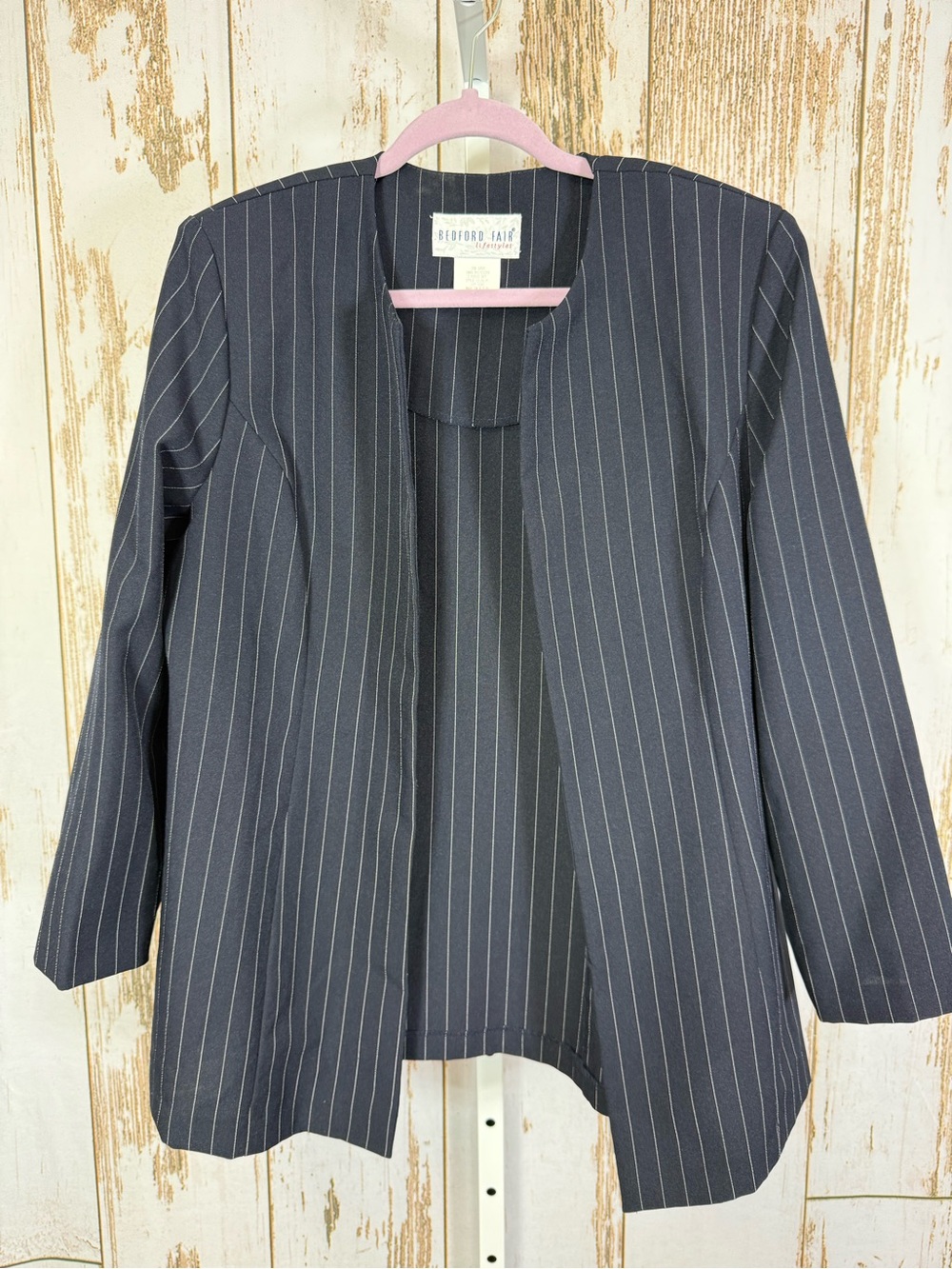 Bedford Fair Lifestyles, Vintage Pinstripe Blazer. Size 18P. Excellent cond!